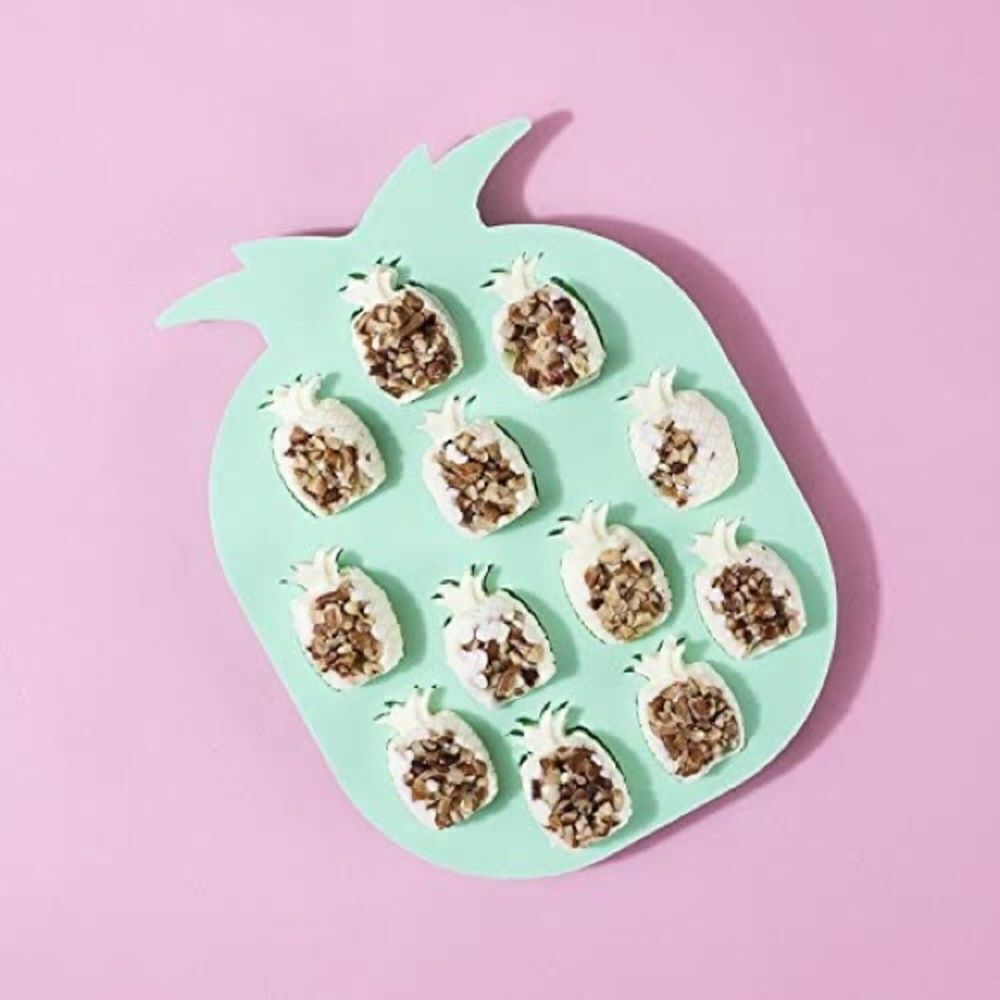✨ HP✨Blush Pineapple Ice Cube Tray✨